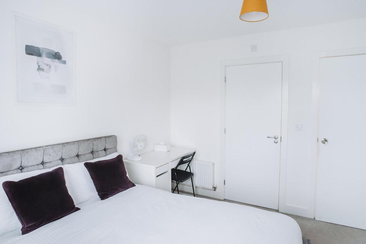Deluxe 2 Bed Flat In Patchway Near Aztec West And Cribbs Causeway Bristol Διαμέρισμα Εξωτερικό φωτογραφία