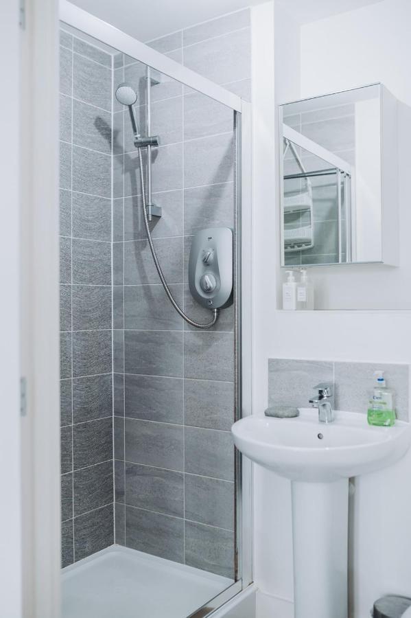 Deluxe 2 Bed Flat In Patchway Near Aztec West And Cribbs Causeway Bristol Διαμέρισμα Εξωτερικό φωτογραφία