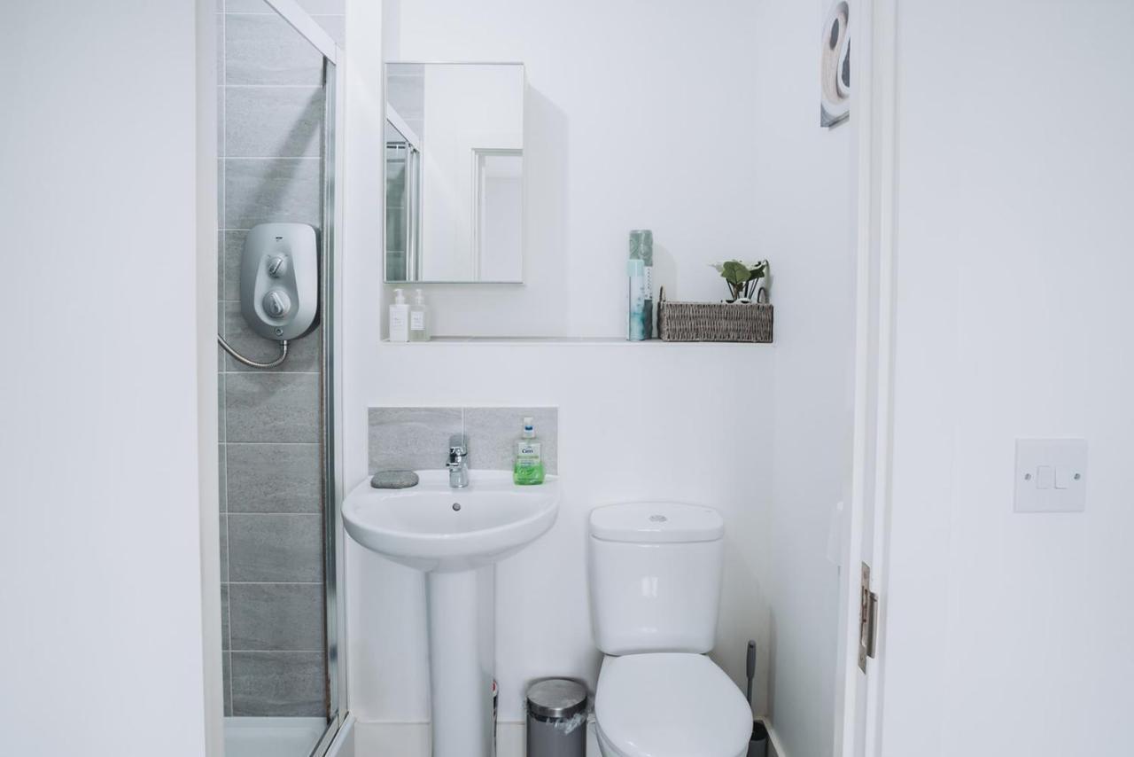 Deluxe 2 Bed Flat In Patchway Near Aztec West And Cribbs Causeway Bristol Διαμέρισμα Εξωτερικό φωτογραφία