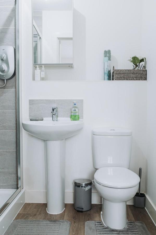 Deluxe 2 Bed Flat In Patchway Near Aztec West And Cribbs Causeway Bristol Διαμέρισμα Εξωτερικό φωτογραφία